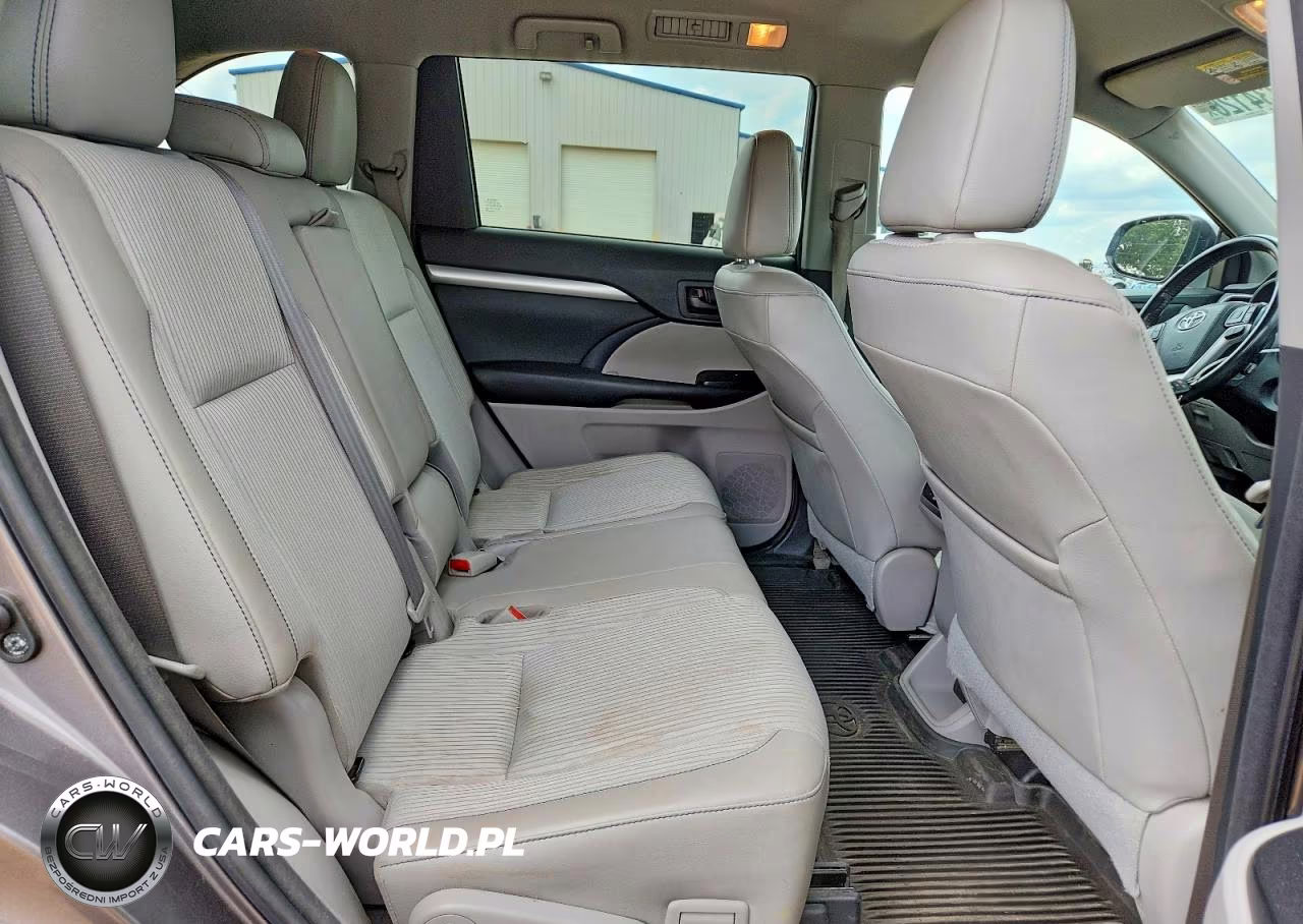 2017 Toyota Highlander Le Plus VIN:5TDZZRFH3HS194188 - 11