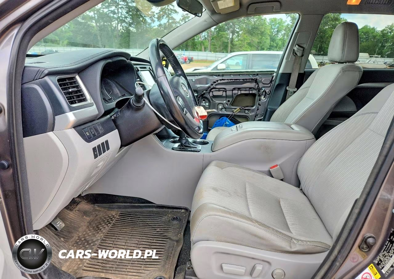 2017 Toyota Highlander Le Plus VIN:5TDZZRFH3HS194188 - 7