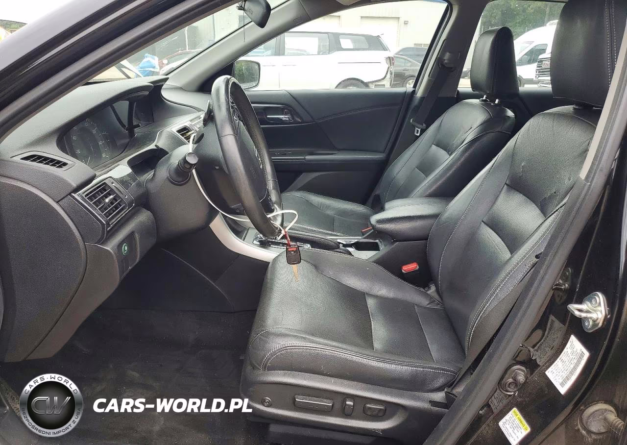 2015 Honda Accord Sport VIN:1HGCR2F59FA209016 - 7