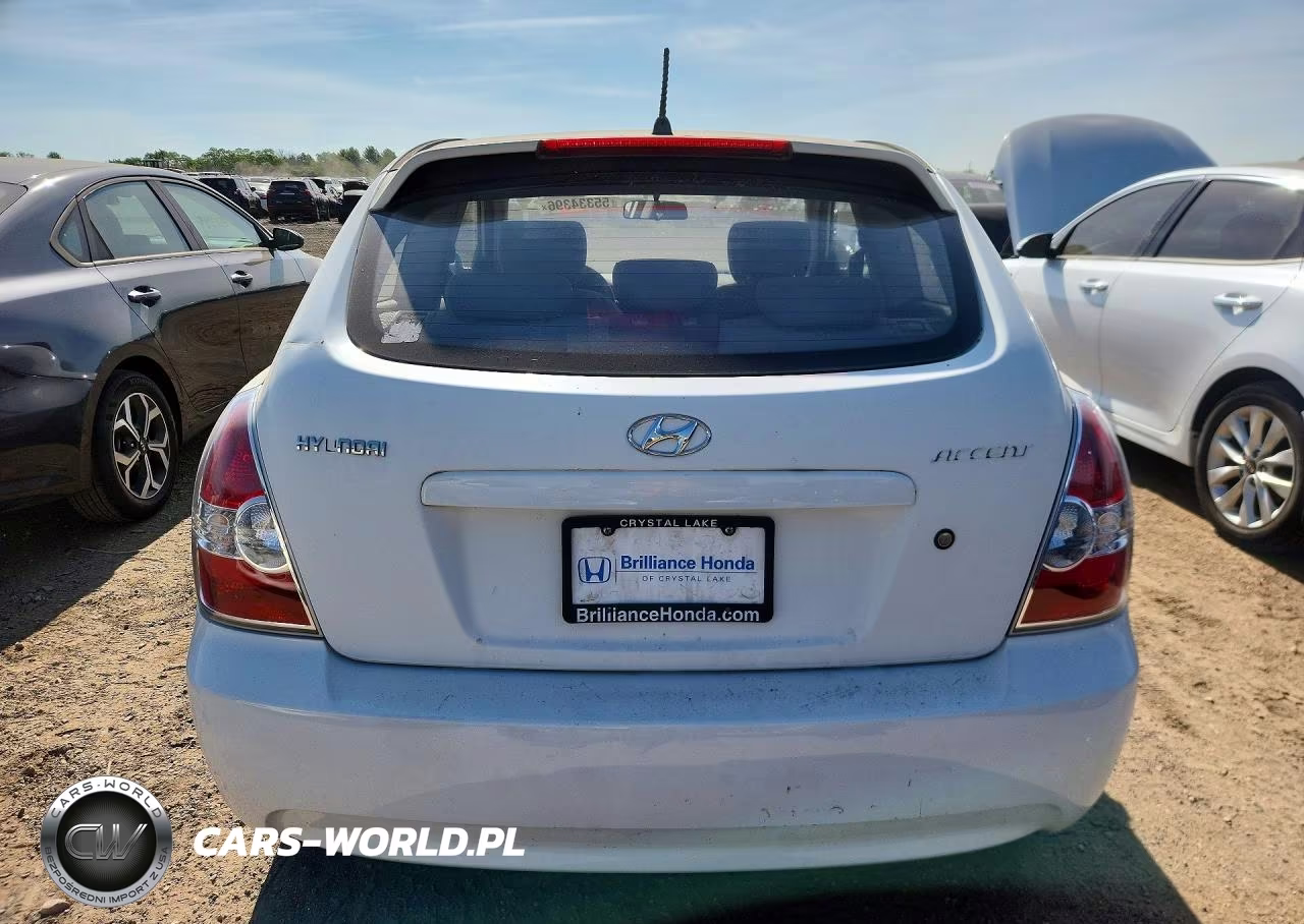 2007 Hyundai Accent Gs VIN:KMHCM36C37U021296 - 6