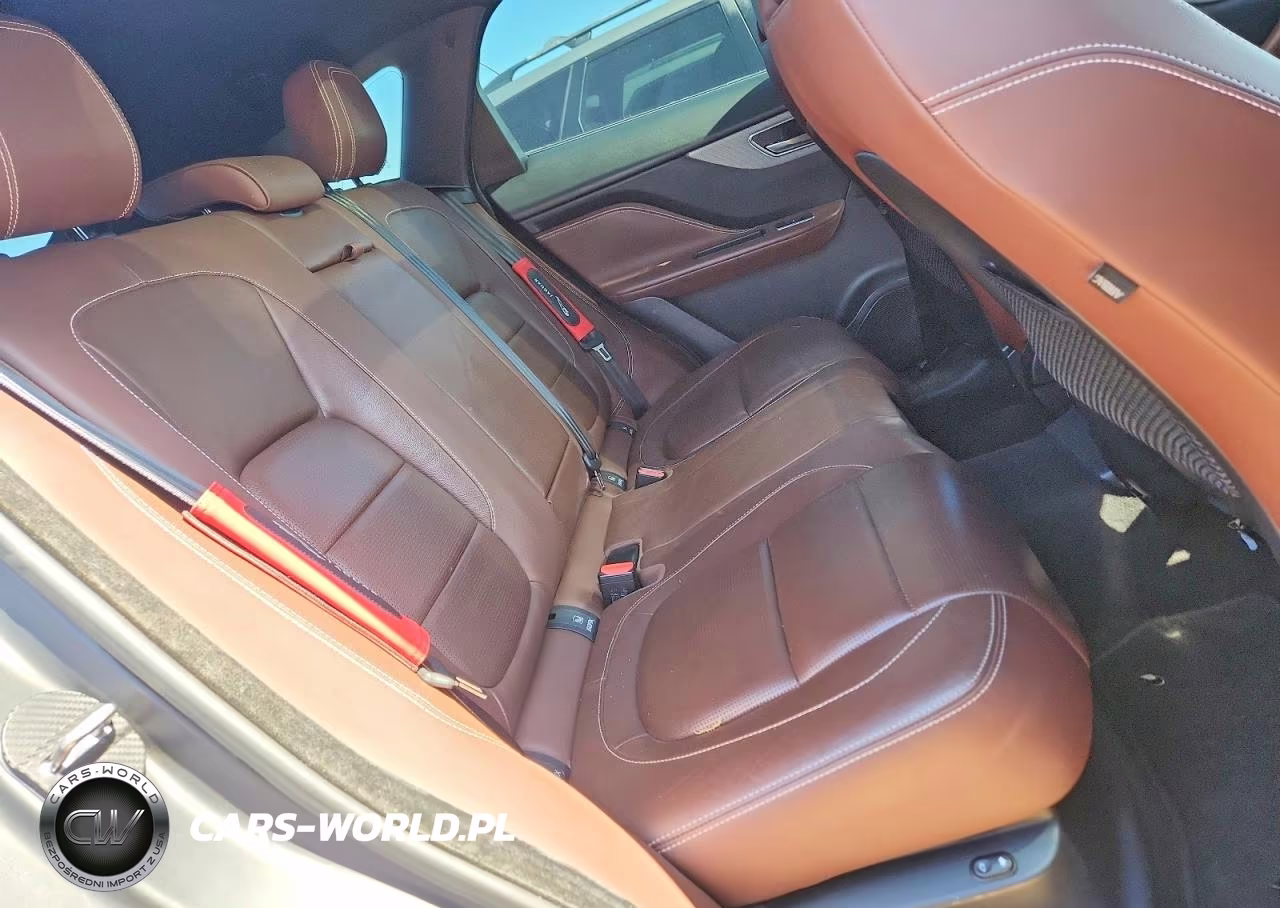 2017 Jaguar F-Pace S VIN:SADCM2BV8HA892756 - 11