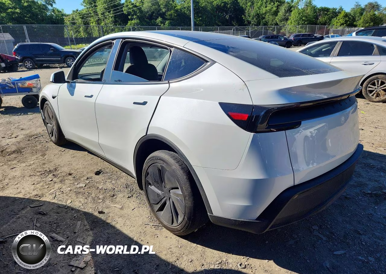 2026 Tesla Model Y VIN:7SAYGDED3TF365301 - 2