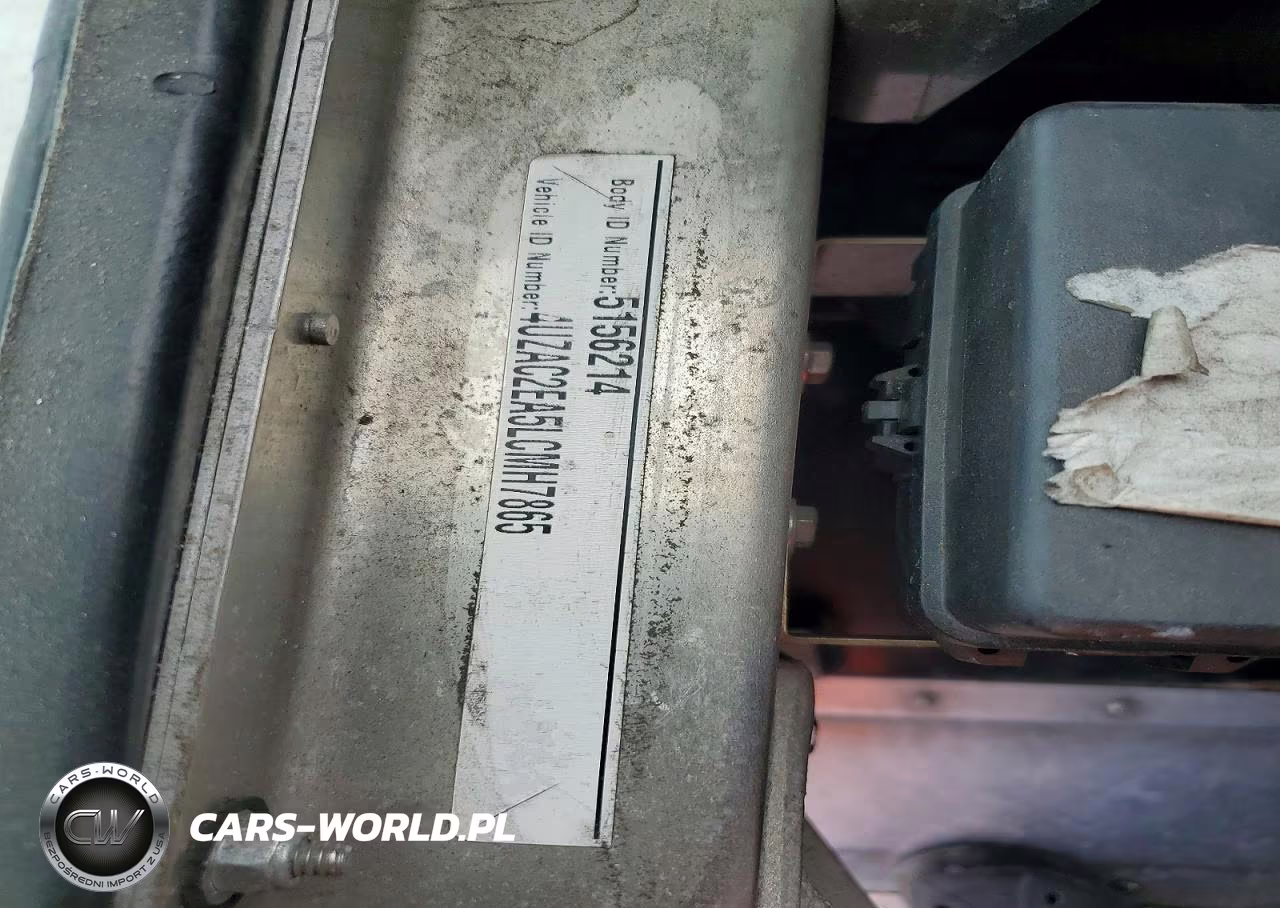 2020 Freightliner Chassis M Line Walk-In Van VIN:4UZAC2EA5LCMH7865 - 13