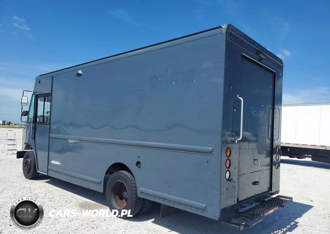 2020 Freightliner Chassis M Line Walk-In Van VIN:4UZAC2EA5LCMH7865 - 2