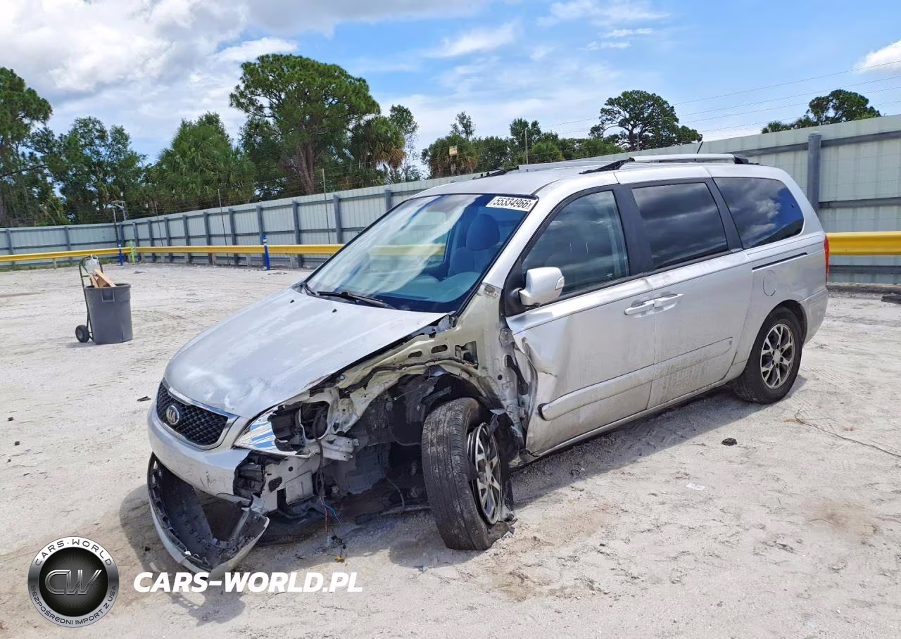 2014 Kia Sedona Lx