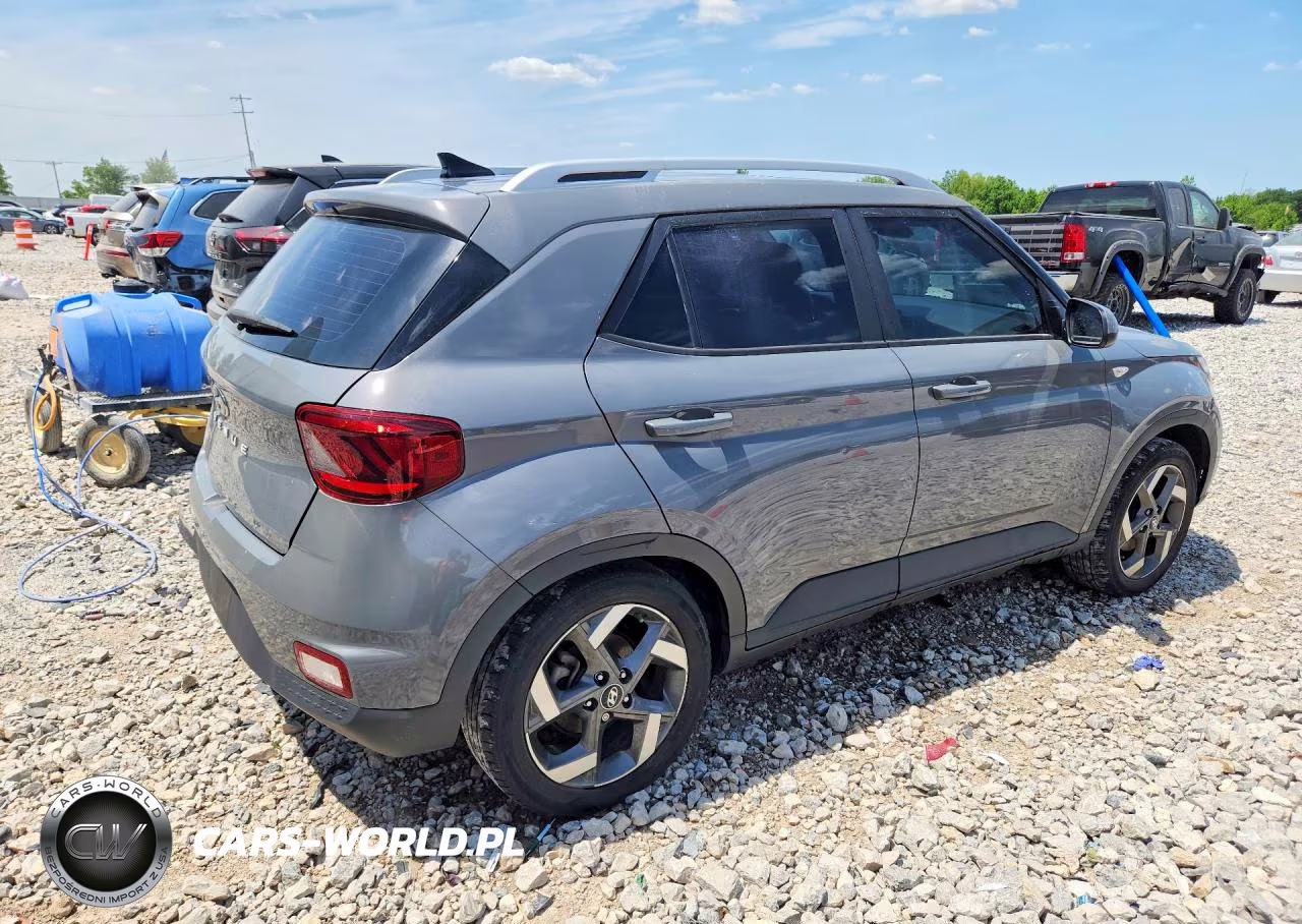 2022 Hyundai Venue Sel VIN:KMHRC8A35NU200566 - 3