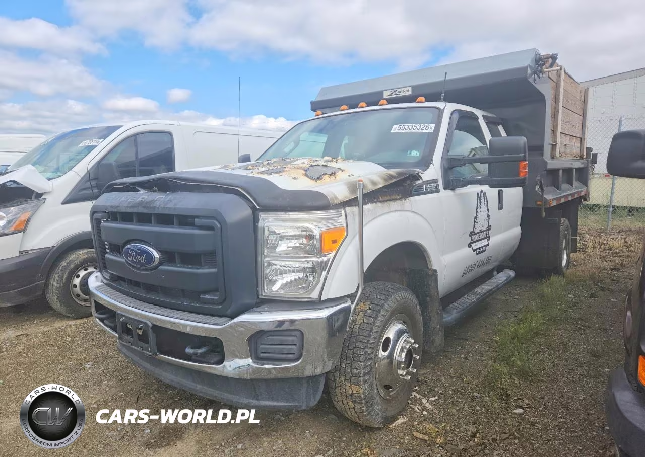 2015 Ford F350 Super Duty Dump Truck