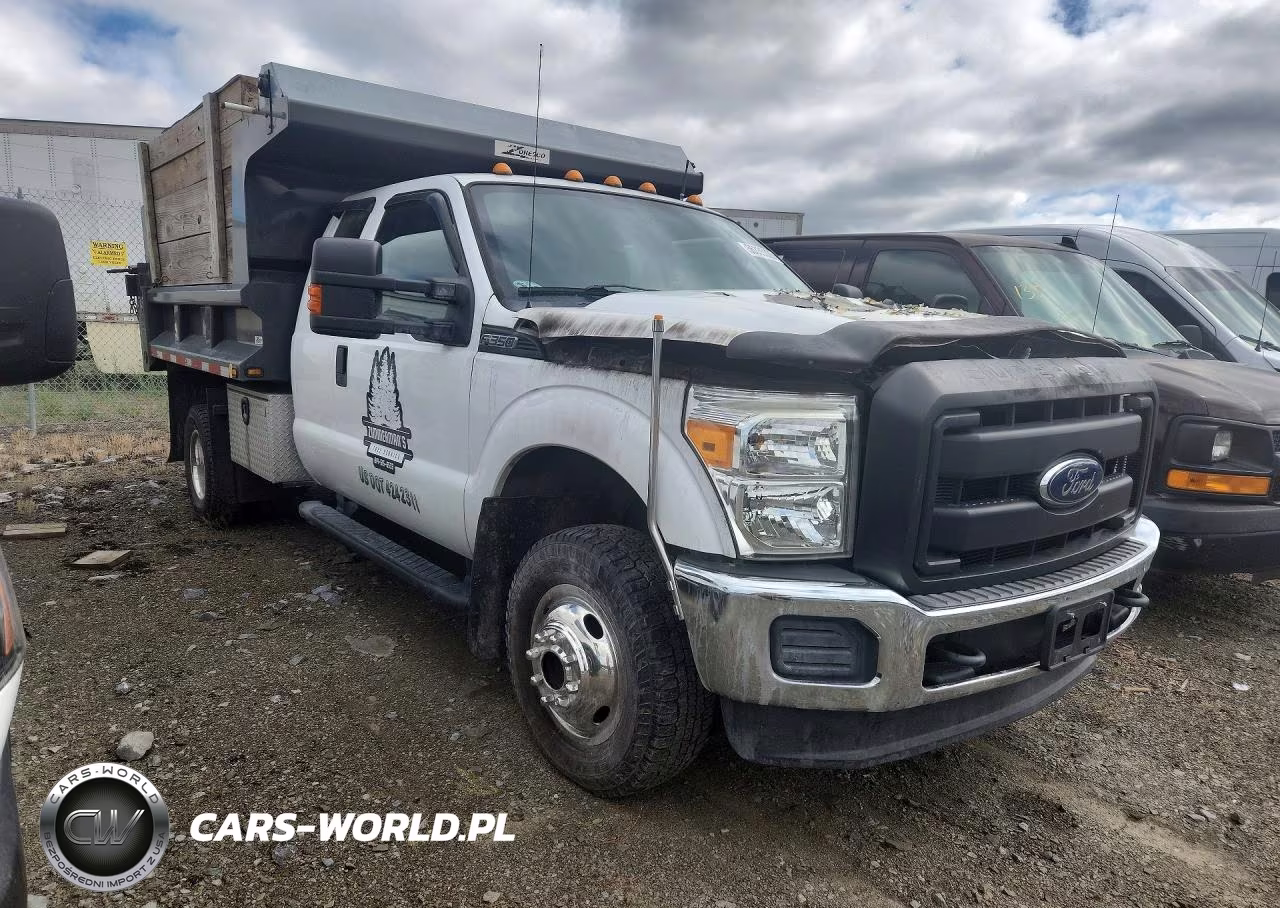 2015 Ford F350 Super Duty Dump Truck VIN:1FD8X3H60FEB96733 - 4