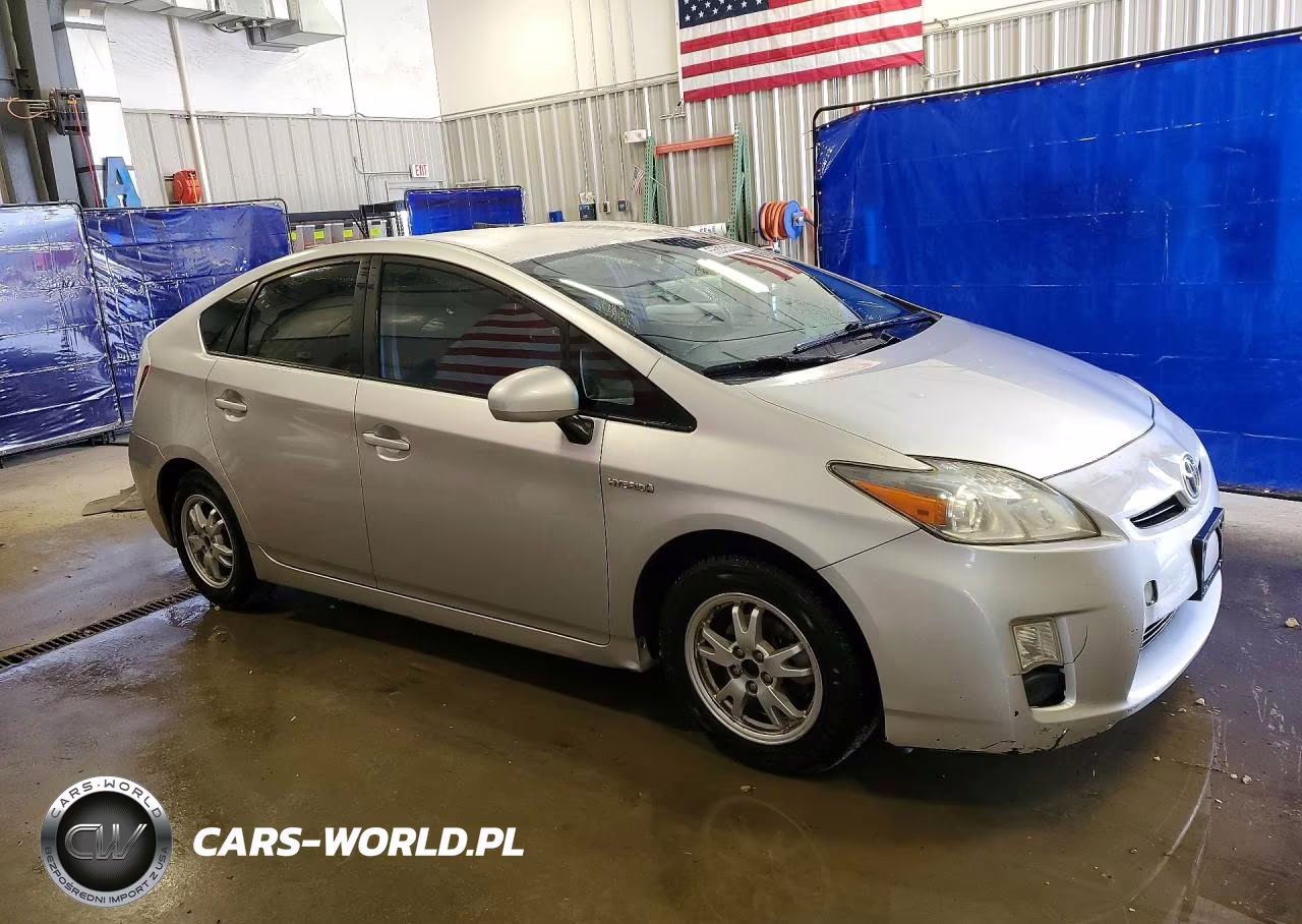 2010 Toyota Prius Iii VIN:JTDKN3DU4A0173921 - 4