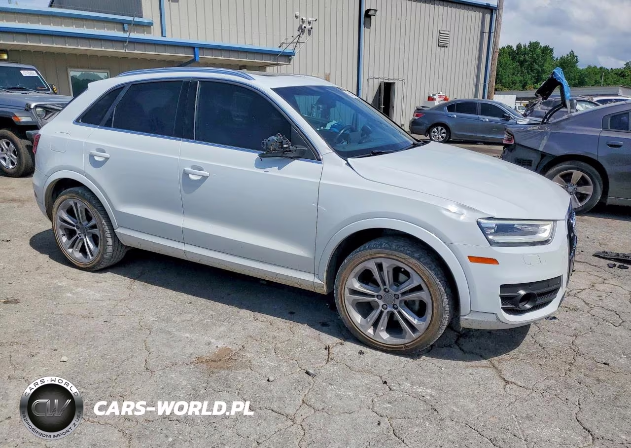 2015 Audi Q3 Prestige VIN:WA1GFCFS5FR007693 - 4