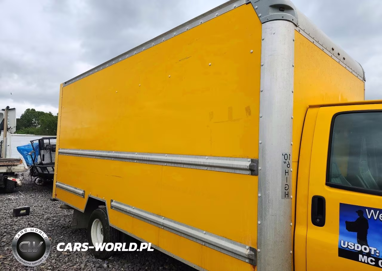 2016 GMC Savana Box Truck VIN:1GD37TCG8G1255112 - 11