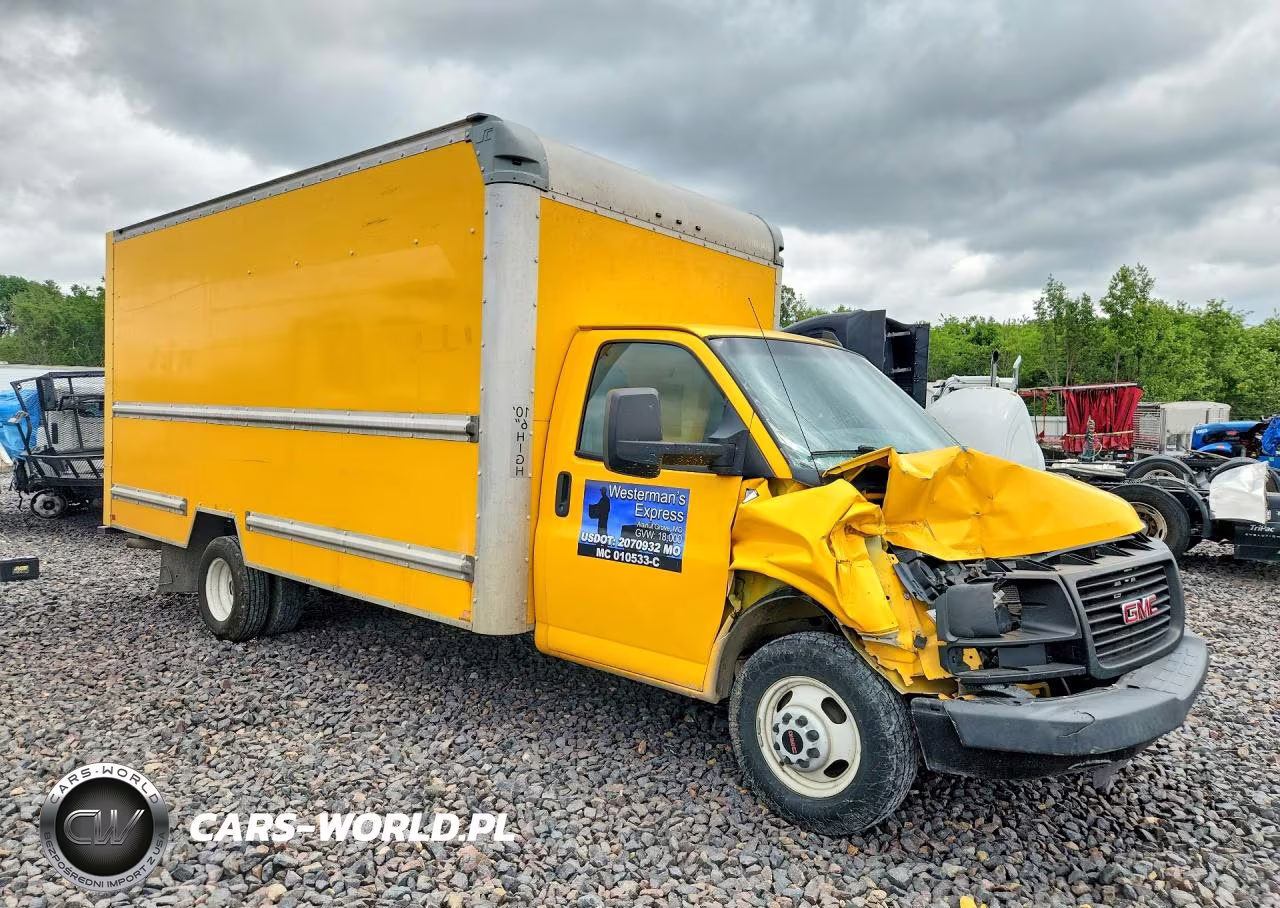 2016 GMC Savana Box Truck VIN:1GD37TCG8G1255112 - 4