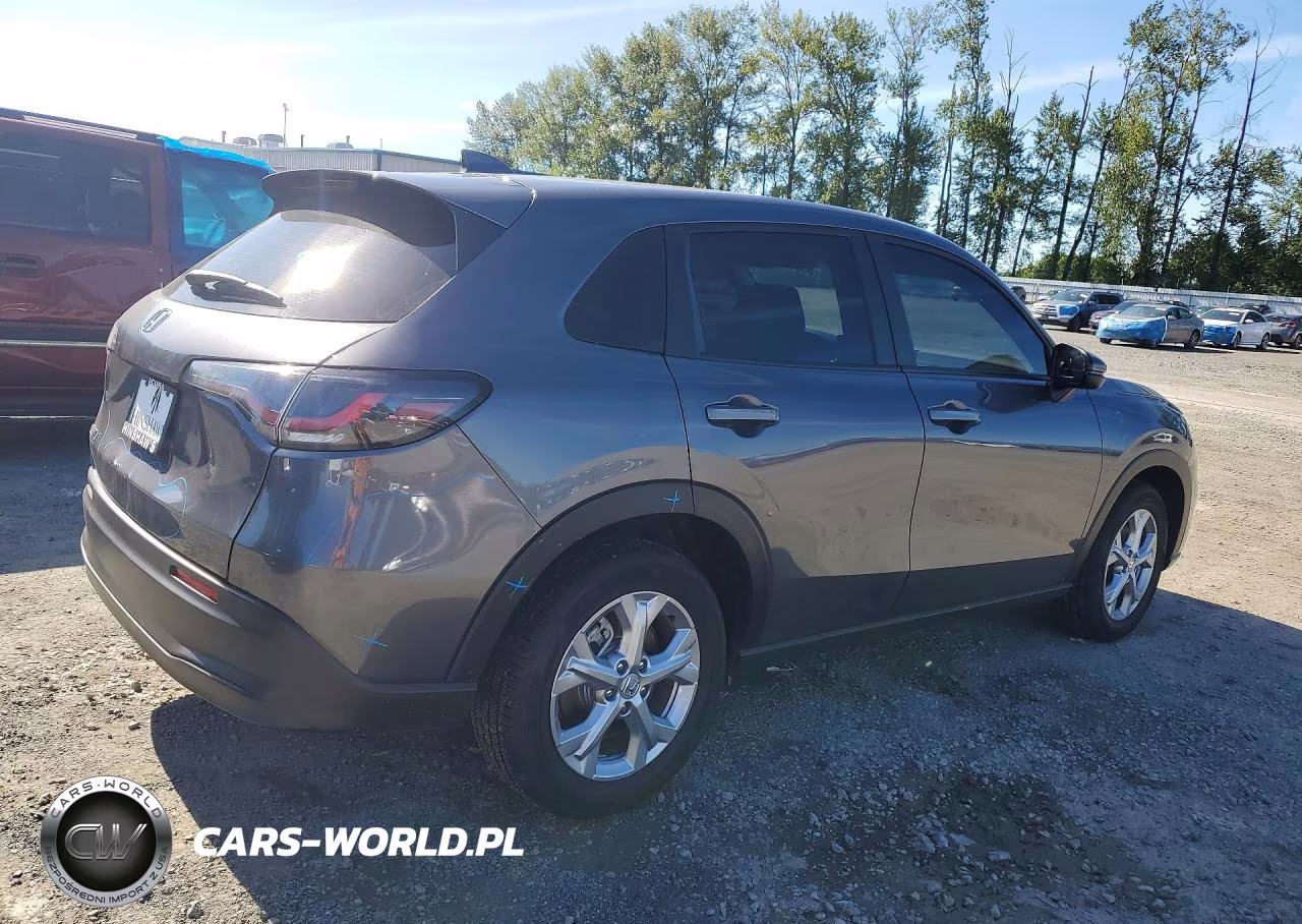 2025 Honda Hr-V Lx VIN:3CZRZ2H3XSM741631 - 3