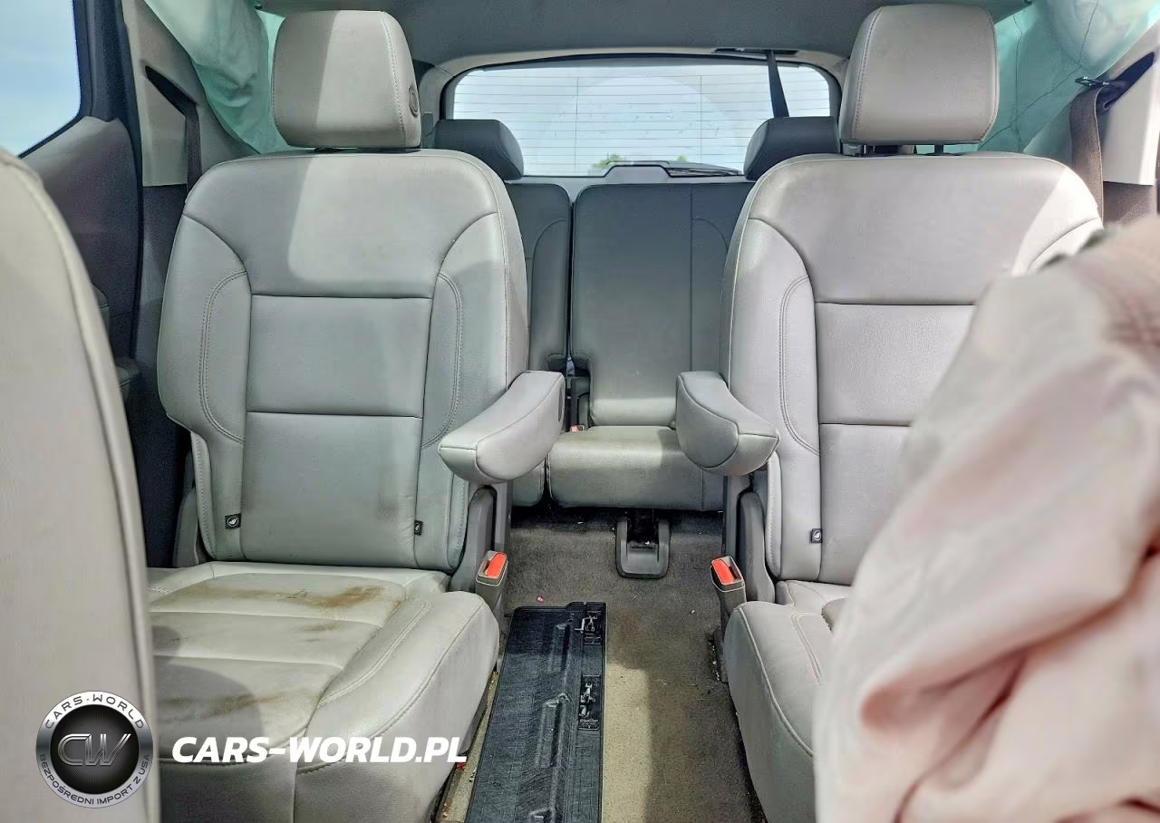 2018 Chevrolet Traverse Lt VIN:1GNEVHKW5JJ130320 - 10