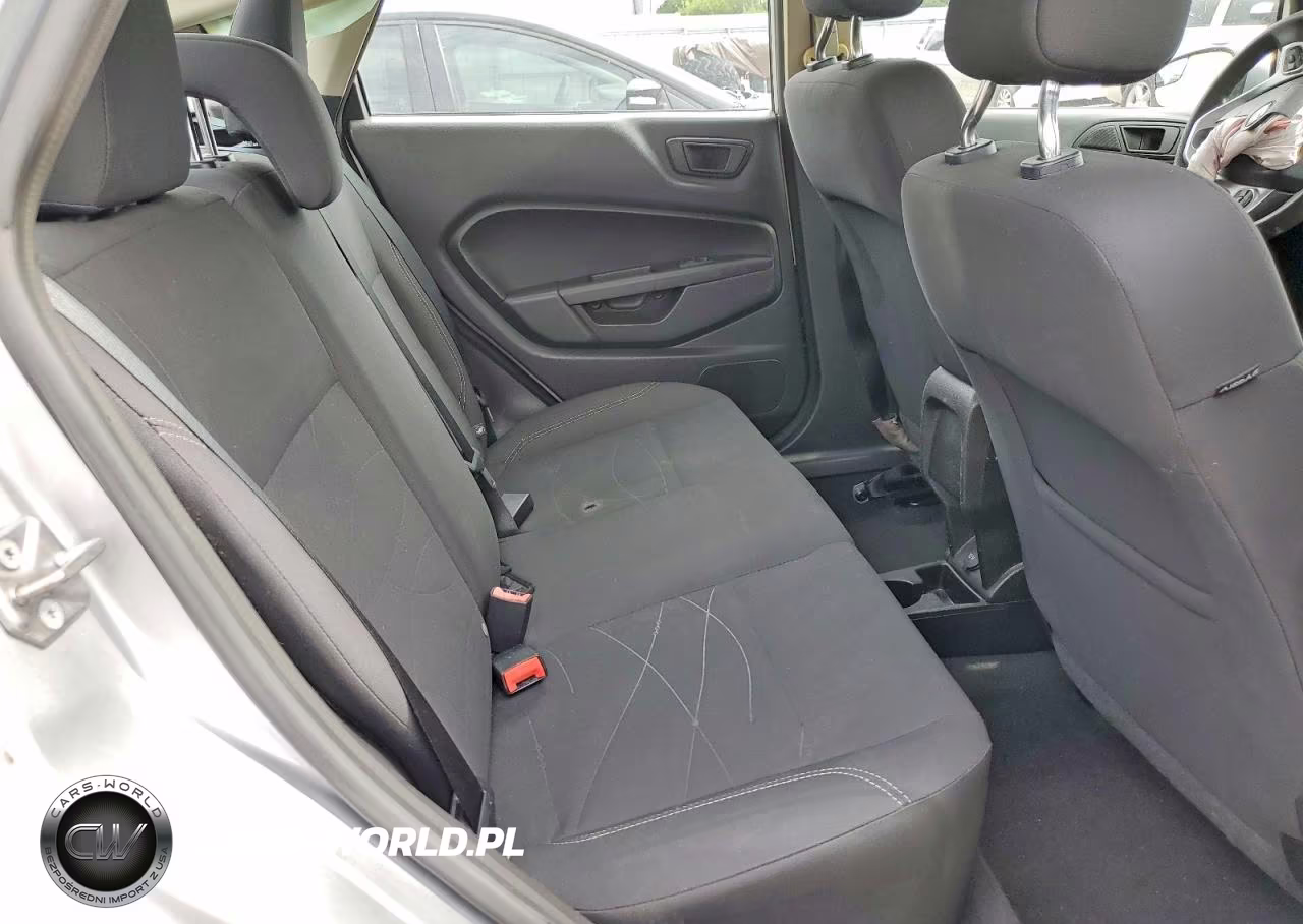 2018 Ford Fiesta Se VIN:3FADP4BJ4JM126831 - 10