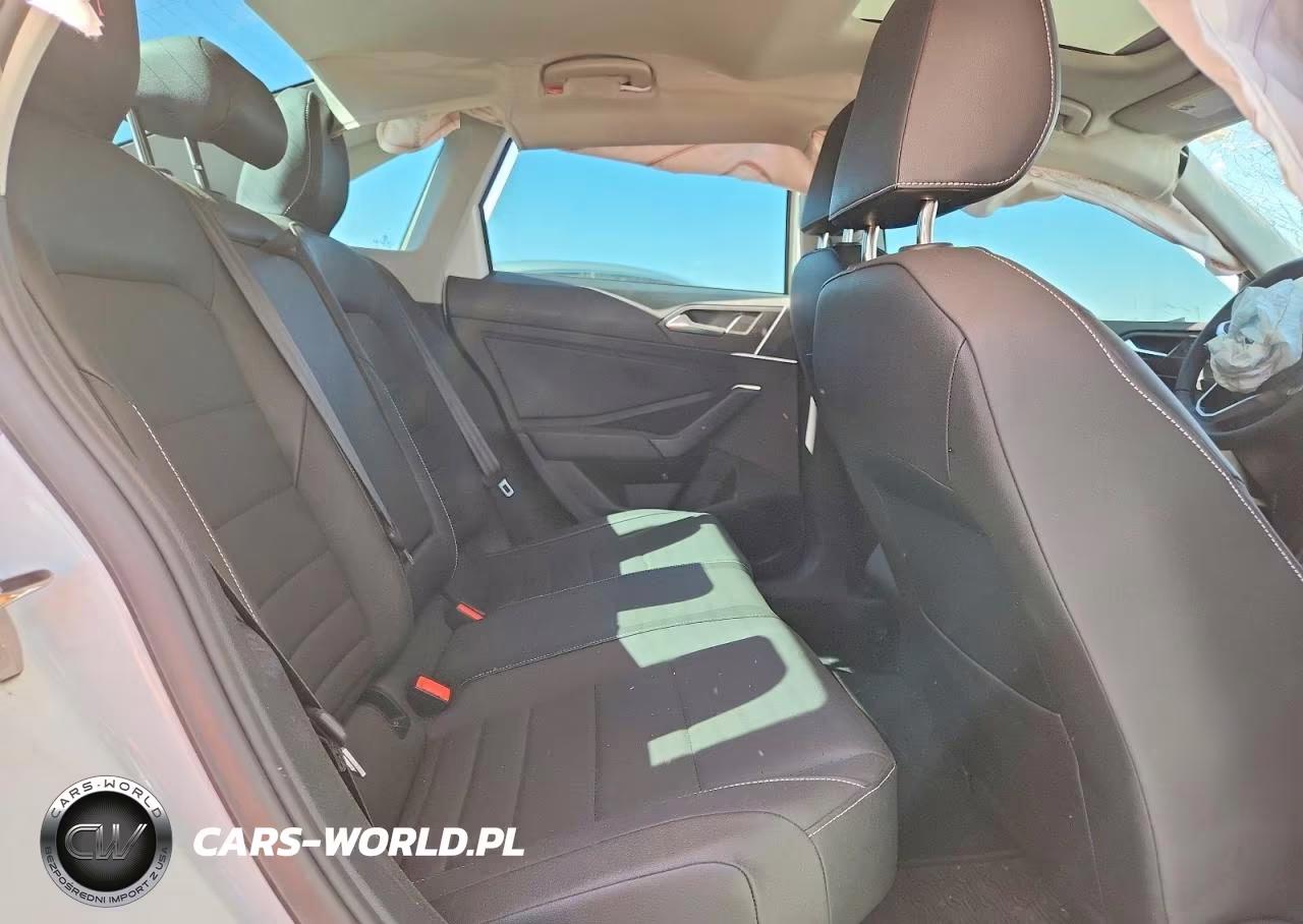 2024 Volkswagen Jetta Se VIN:3VW7M7BU0RM097915 - 10
