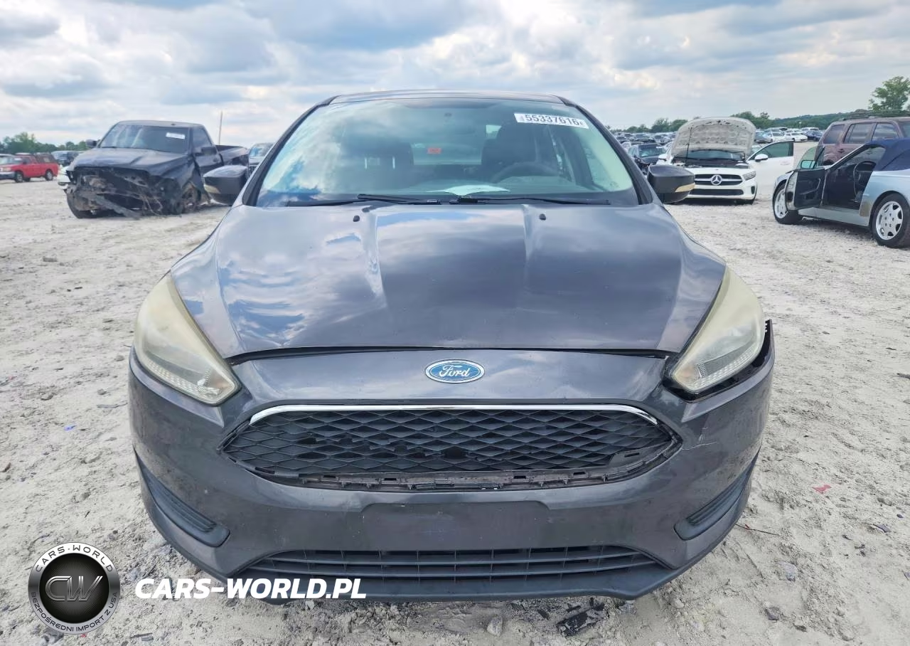 2015 Ford Focus Se VIN:1FADP3F27FL317553 - 5