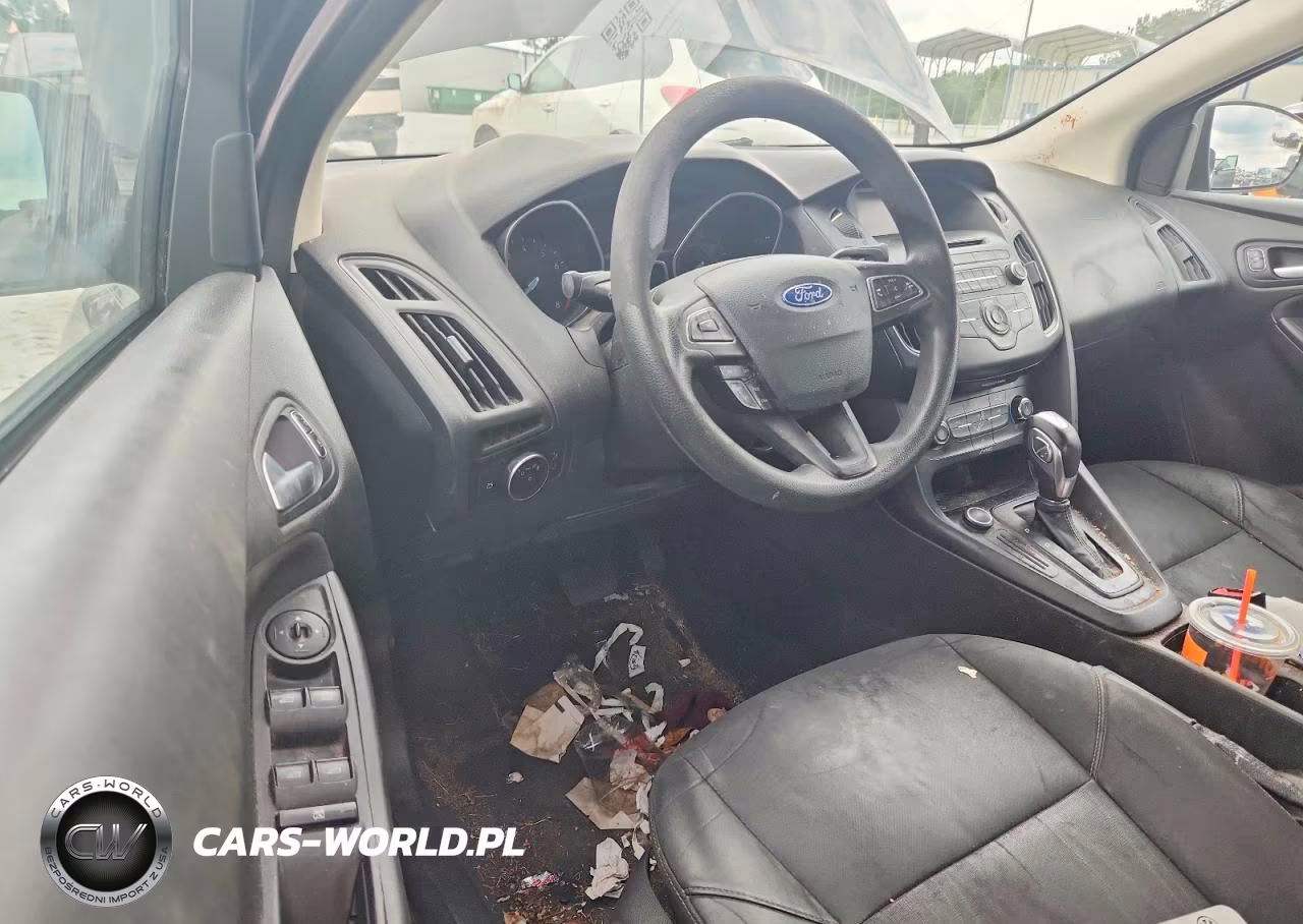 2015 Ford Focus Se VIN:1FADP3F27FL317553 - 8