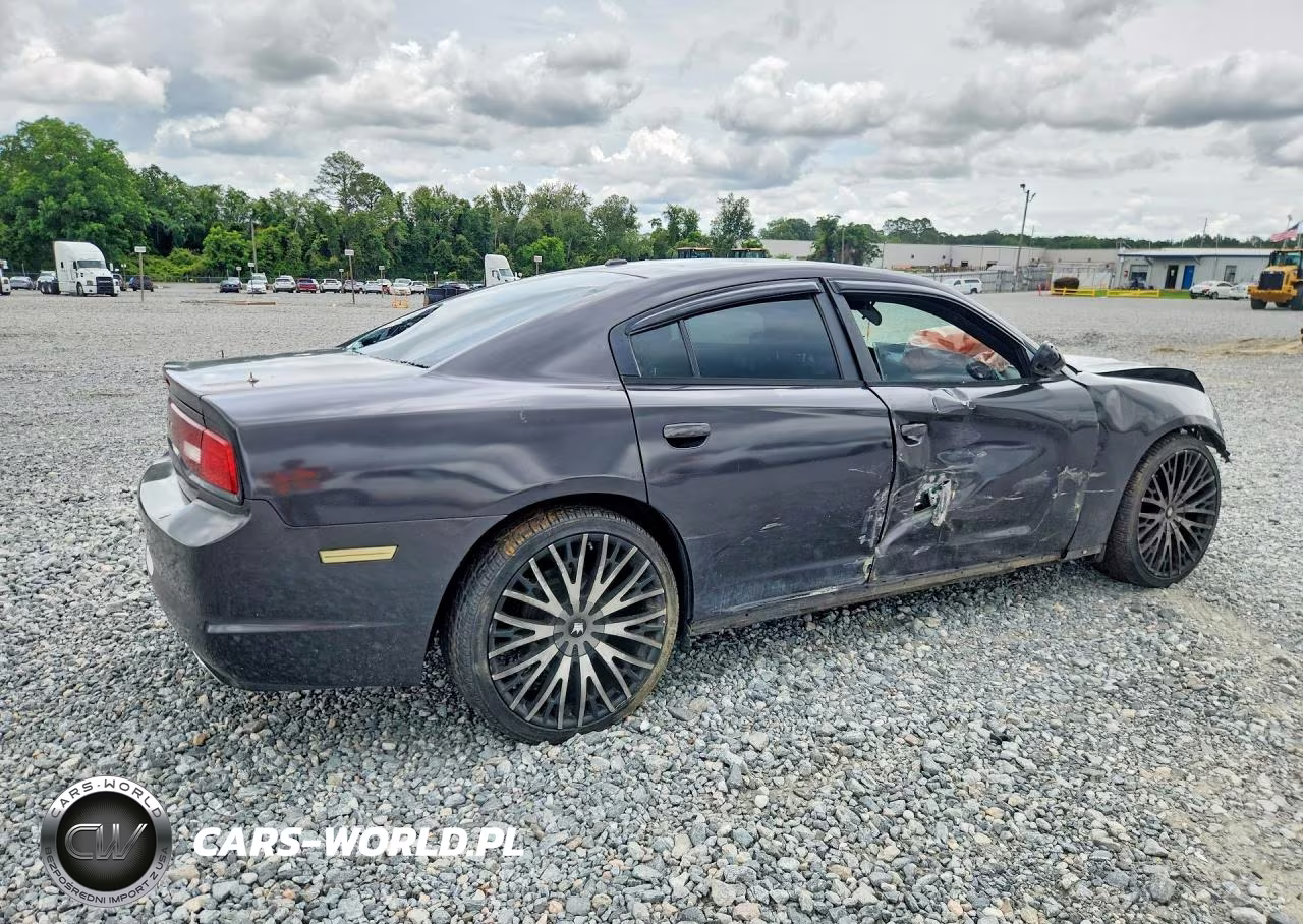 2013 Dodge Charger Se VIN:2C3CDXBG5DH701515 - 3
