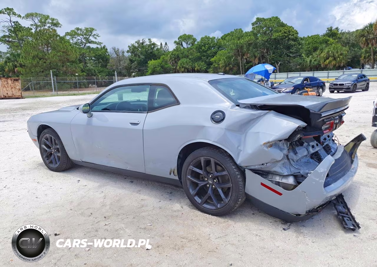 2021 Dodge Challenger Sxt VIN:2C3CDZAG2MH552221 - 2