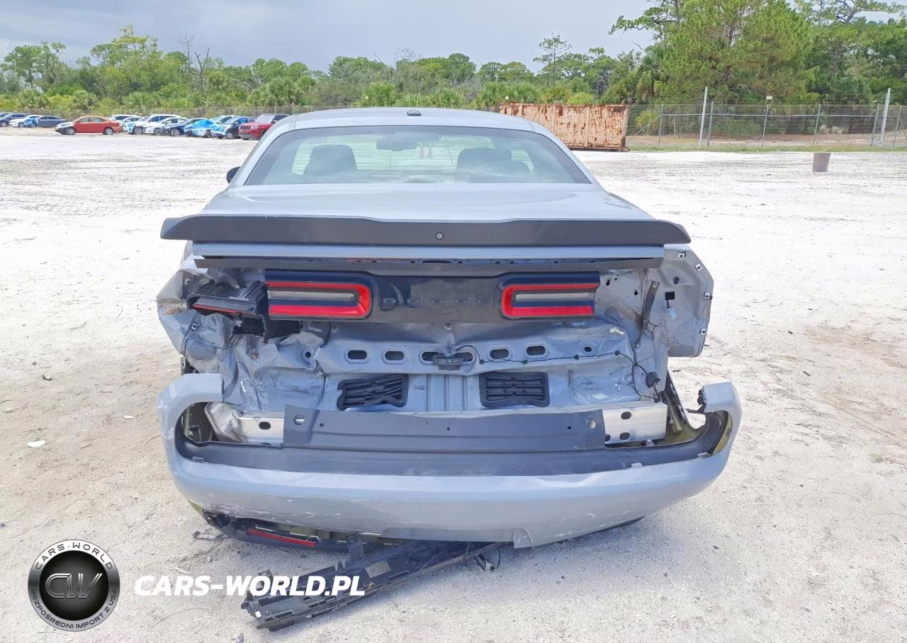 2021 Dodge Challenger Sxt VIN:2C3CDZAG2MH552221 - 6