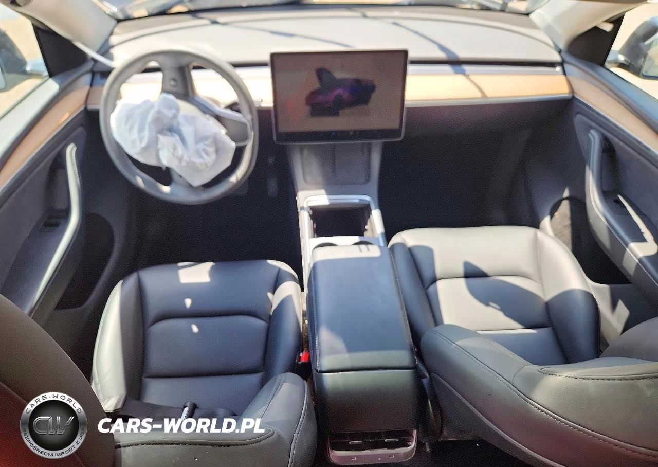 2025 Tesla Model Y VIN:7SAYGDED5SA372181 - 8