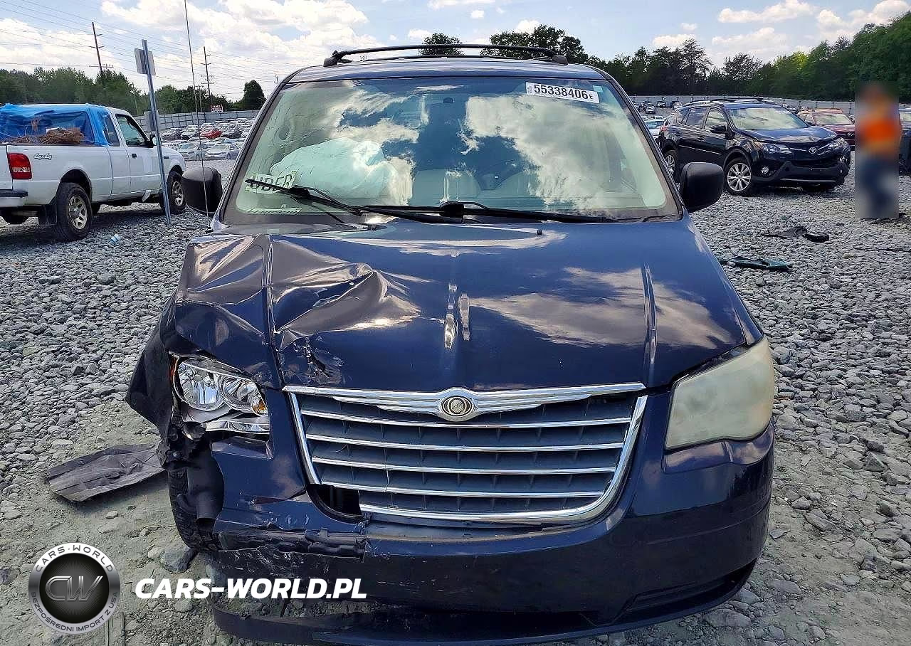 2010 Chrysler Town & Country Lx VIN:2A4RR4DE1AR173876 - 5