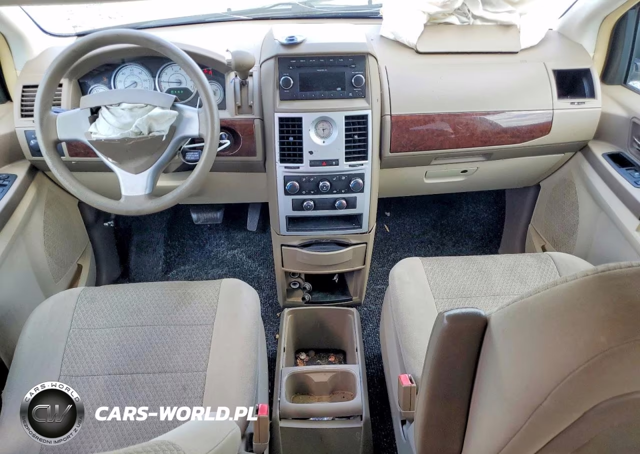 2010 Chrysler Town & Country Lx VIN:2A4RR4DE1AR173876 - 8
