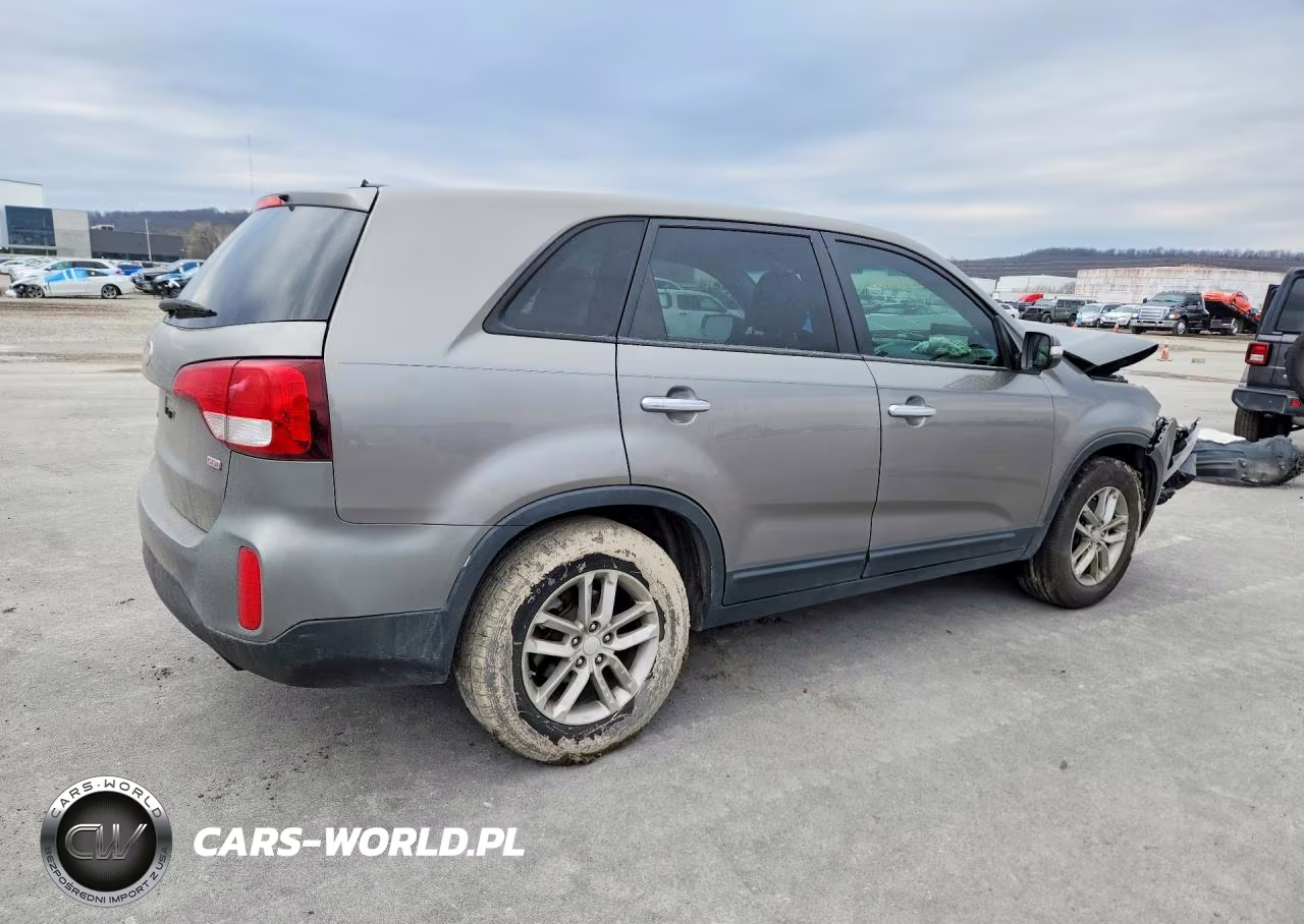 2014 Kia Sorento Base VIN:5XYKT4A69EG426443 - 3