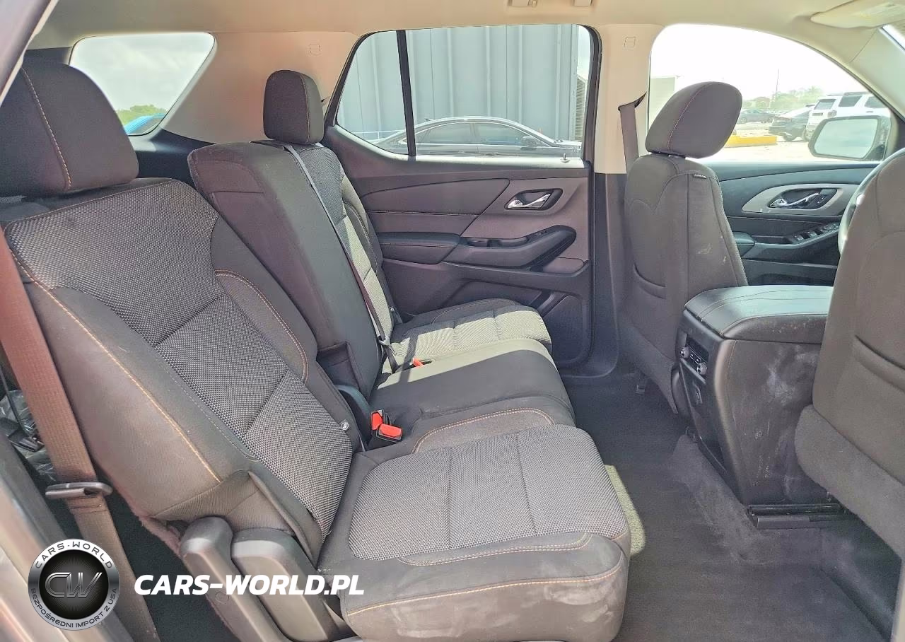 2019 Chevrolet Traverse Ls VIN:1GNERFKW6KJ188298 - 11