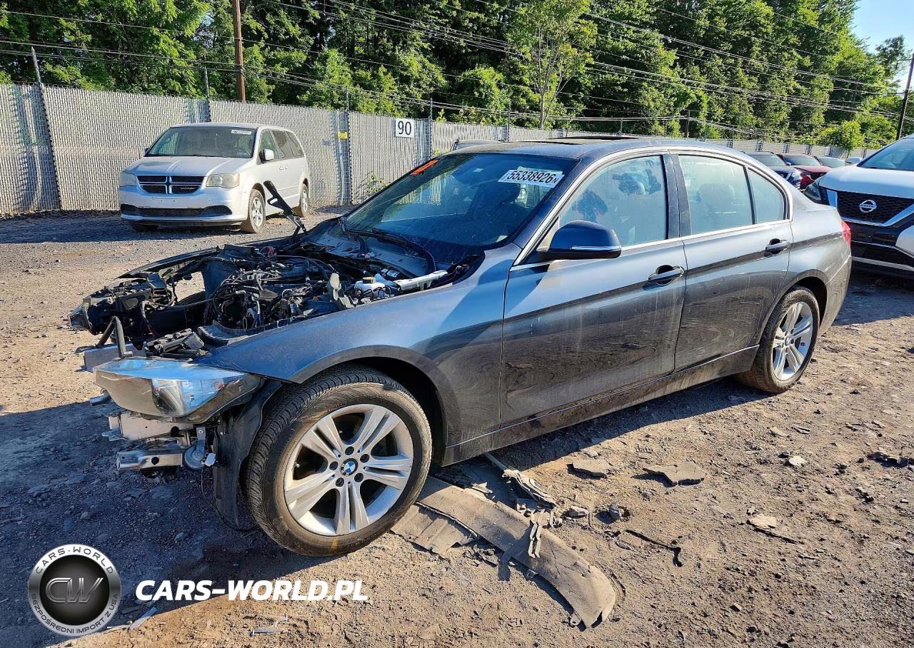 2017 BMW 330 Xi – zdjęcie 1 z 12
