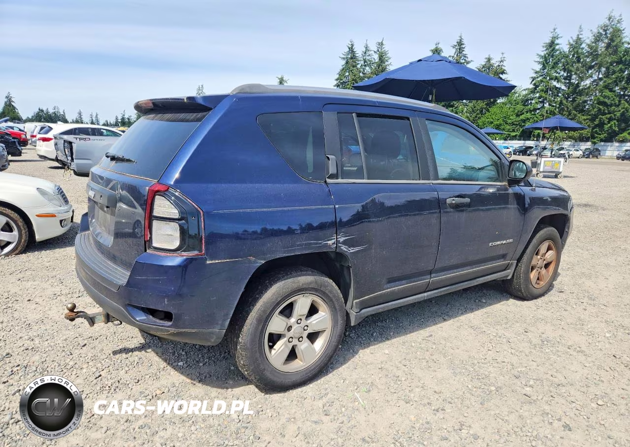 2014 Jeep Compass Sport VIN:1C4NJCBA1ED553007 - 3