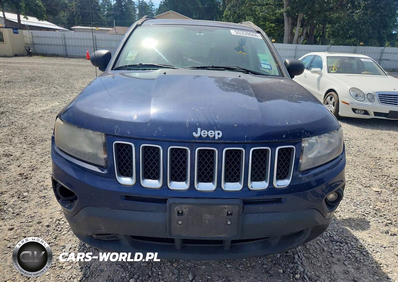 2014 Jeep Compass Sport VIN:1C4NJCBA1ED553007 - 5
