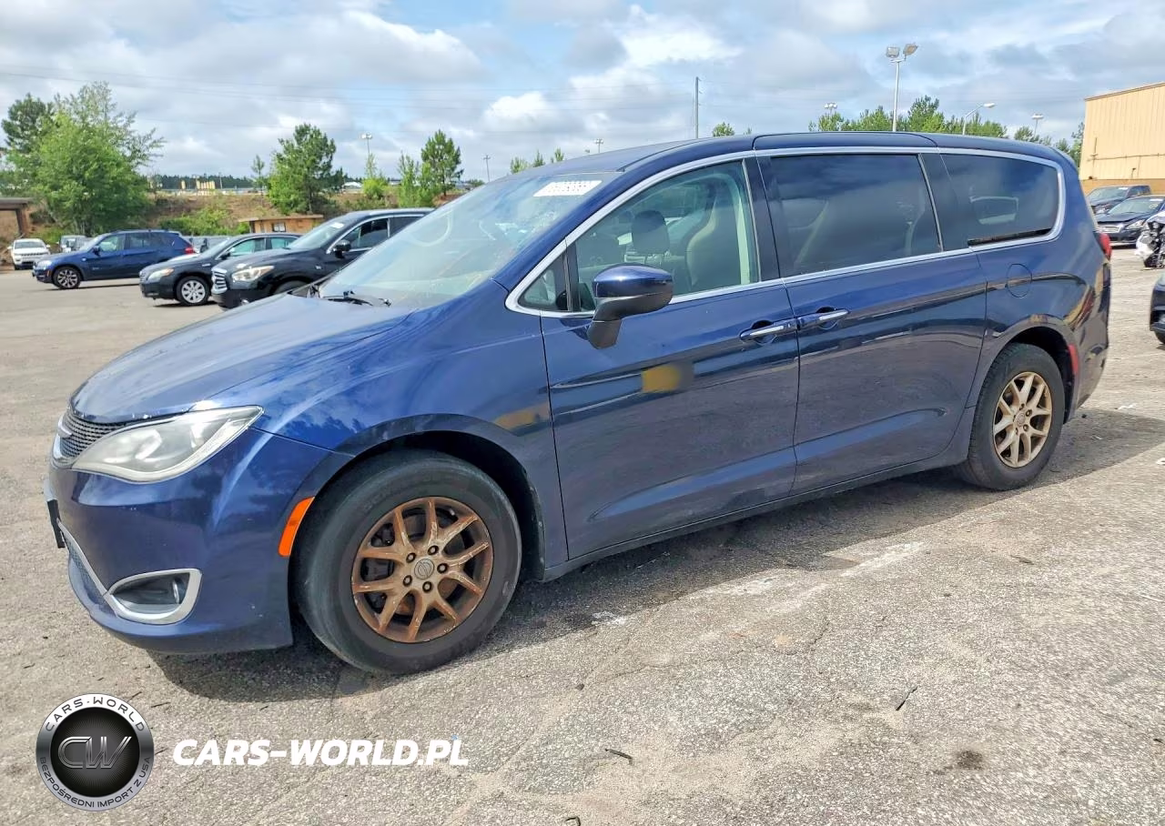 2017 Chrysler Pacifica Touring L