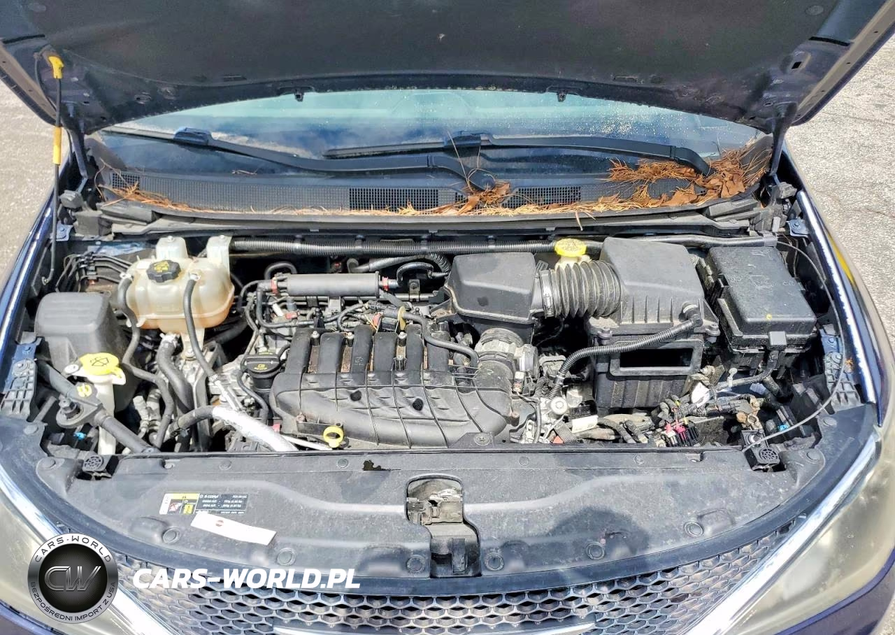2017 Chrysler Pacifica Touring L VIN:2C4RC1BG9HR778751 - 12