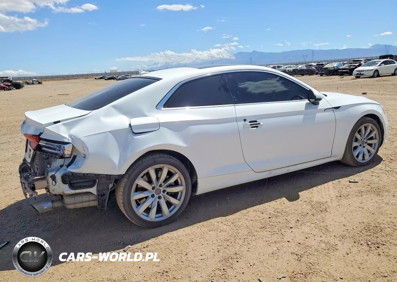 2018 Audi A5 Premium VIN:WAUNNAF5XJA000659 - 3