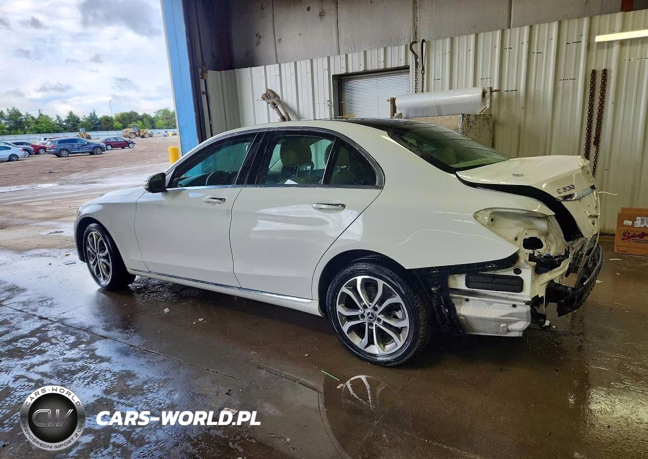 2017 Mercedes-Benz C 300 4Matic VIN:55SWF4KB7HU228104 - 2