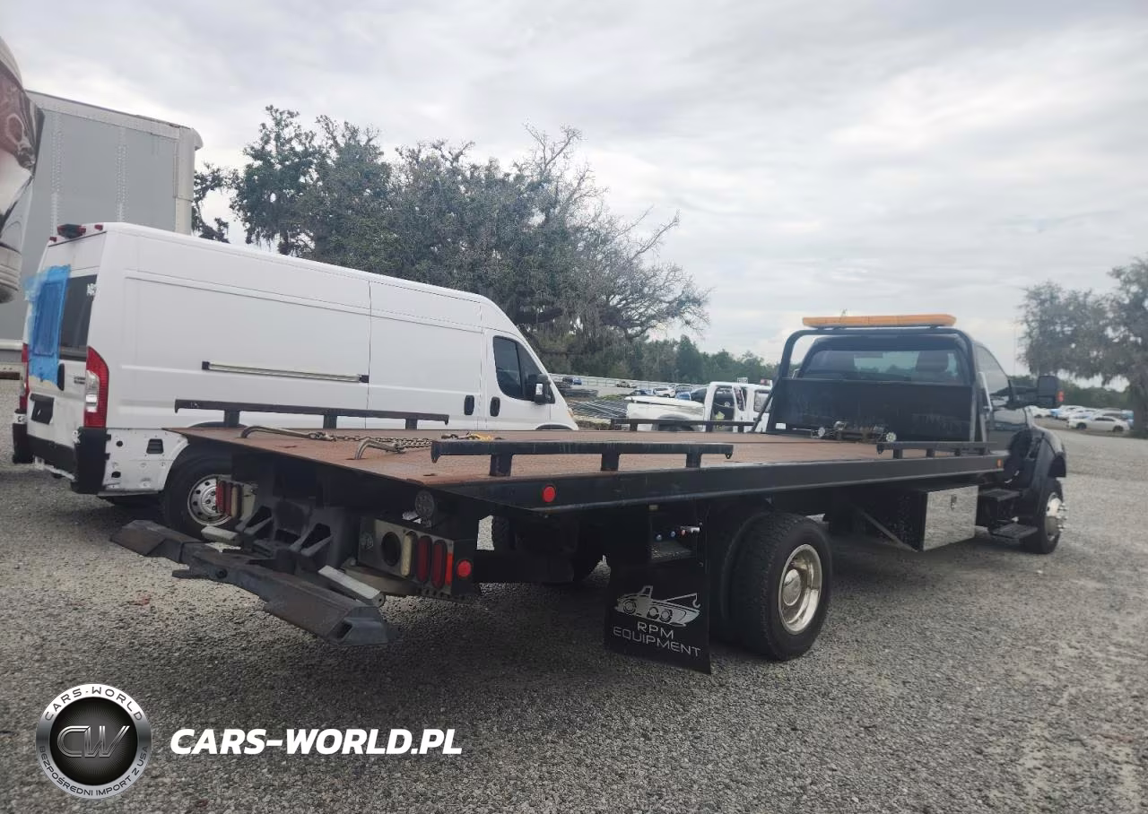2015 Ford F650 Super Duty VIN:3FRNF6HPXFV624576 - 4