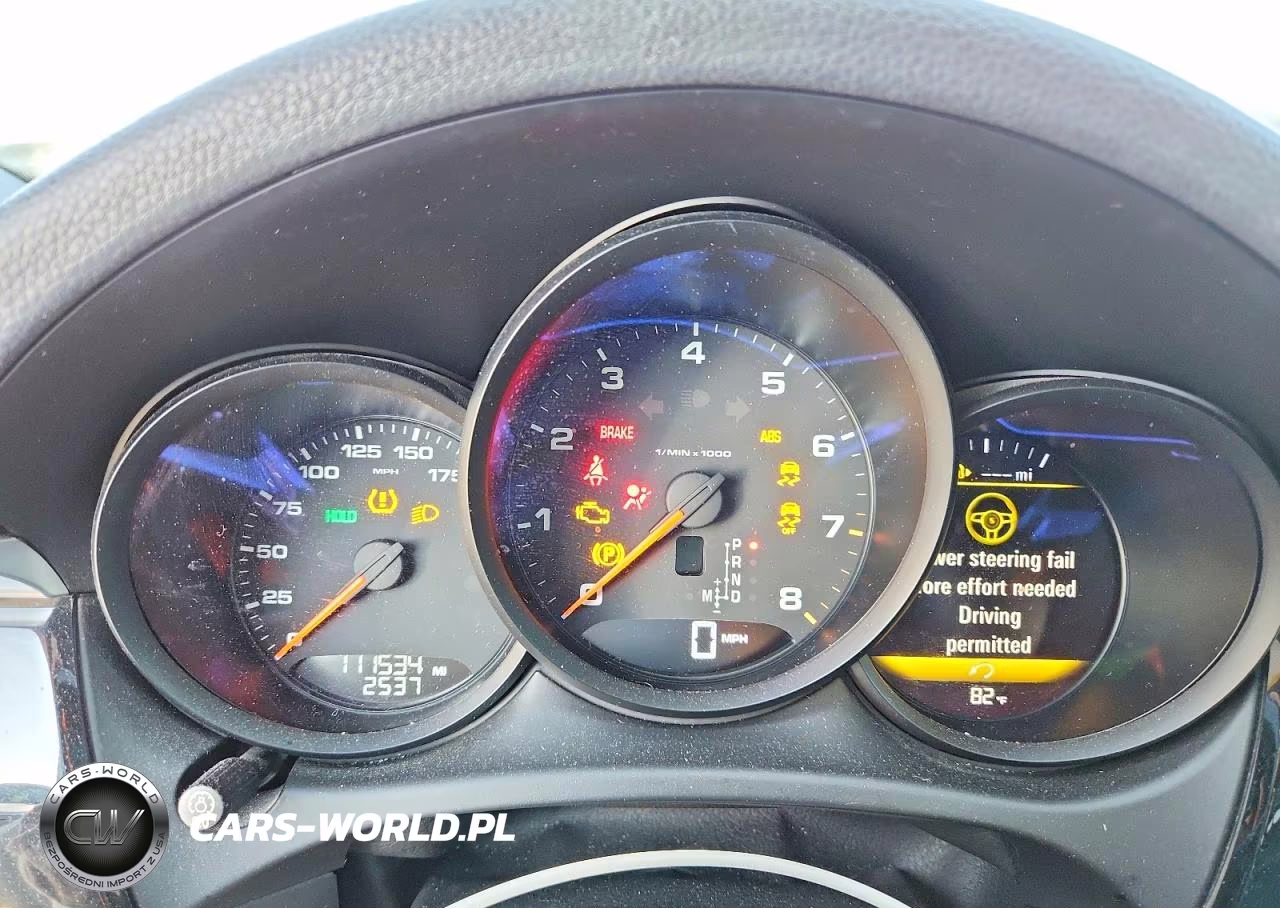 2018 Porsche Macan VIN:WP1AA2A5XJLB14500 - 9