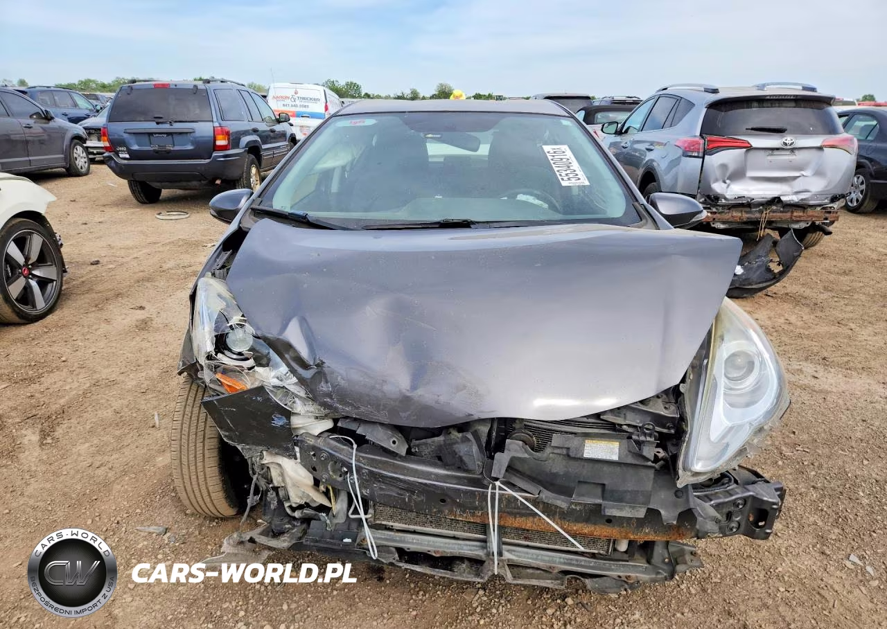 2016 Toyota Prius C Two VIN:JTDKDTB33G1130218 - 5
