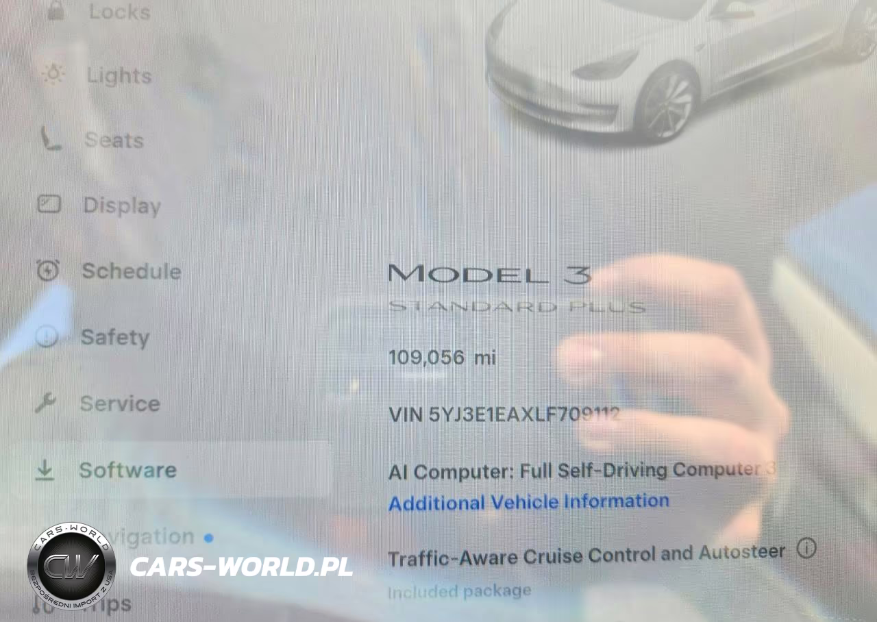 2020 Tesla Model 3 VIN:5YJ3E1EAXLF709112 - 9