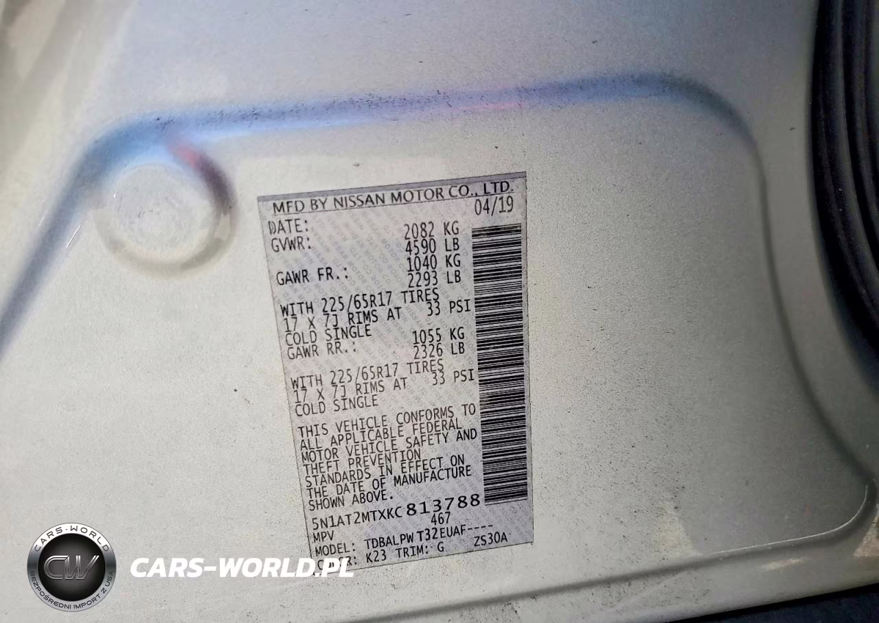 2019 Nissan Rogue S VIN:5N1AT2MTXKC813788 - 14