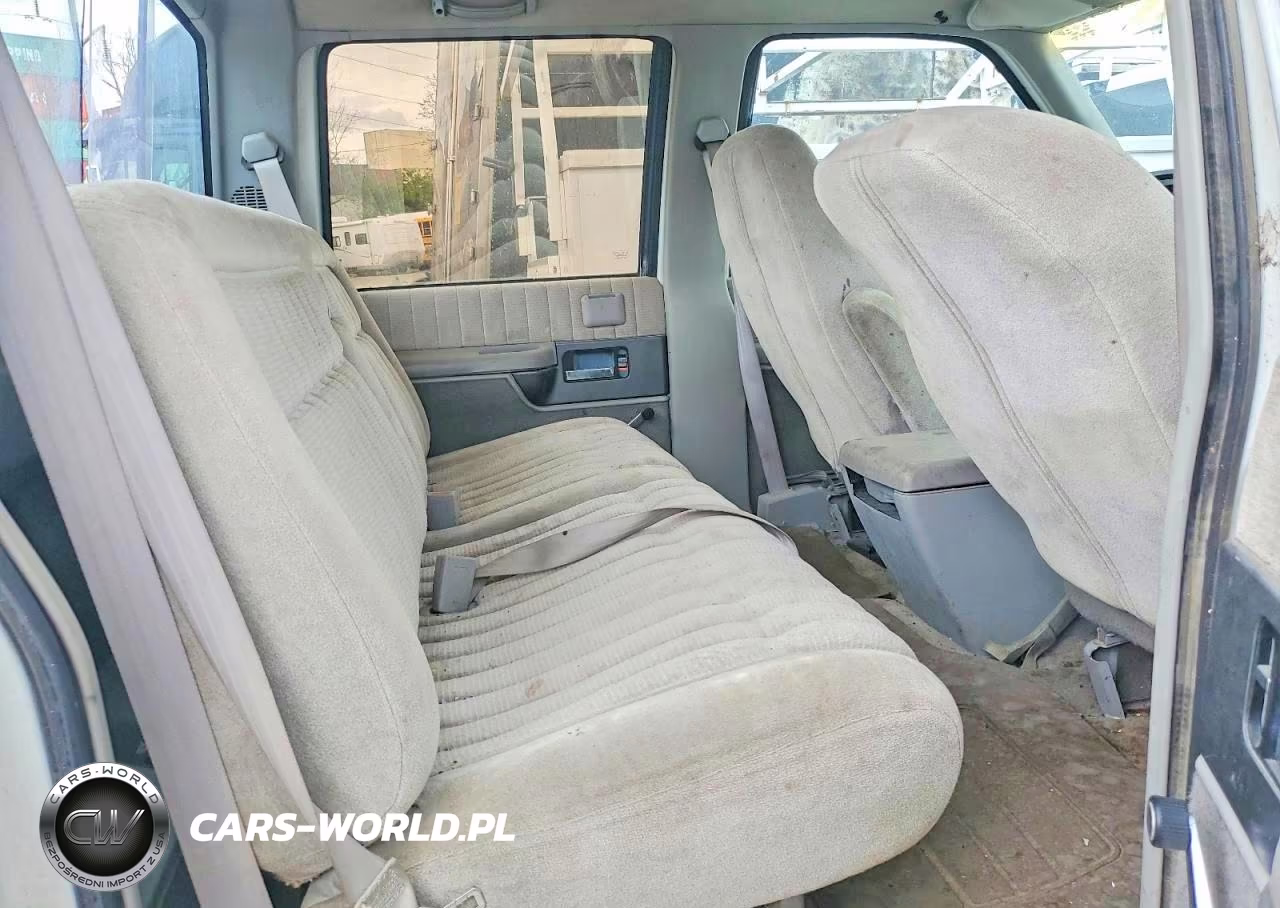 1992 Chevrolet Gmt-400 C3500 VIN:1GCHC33N9NJ319367 - 11