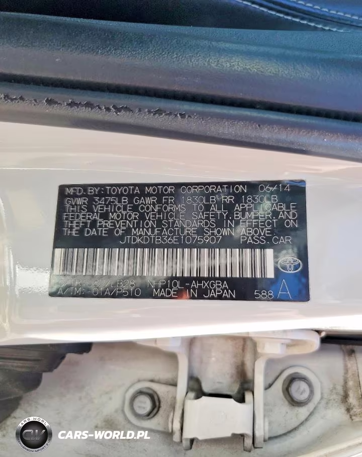 2014 Toyota Prius C Four VIN:JTDKDTB36E1075907 - 12