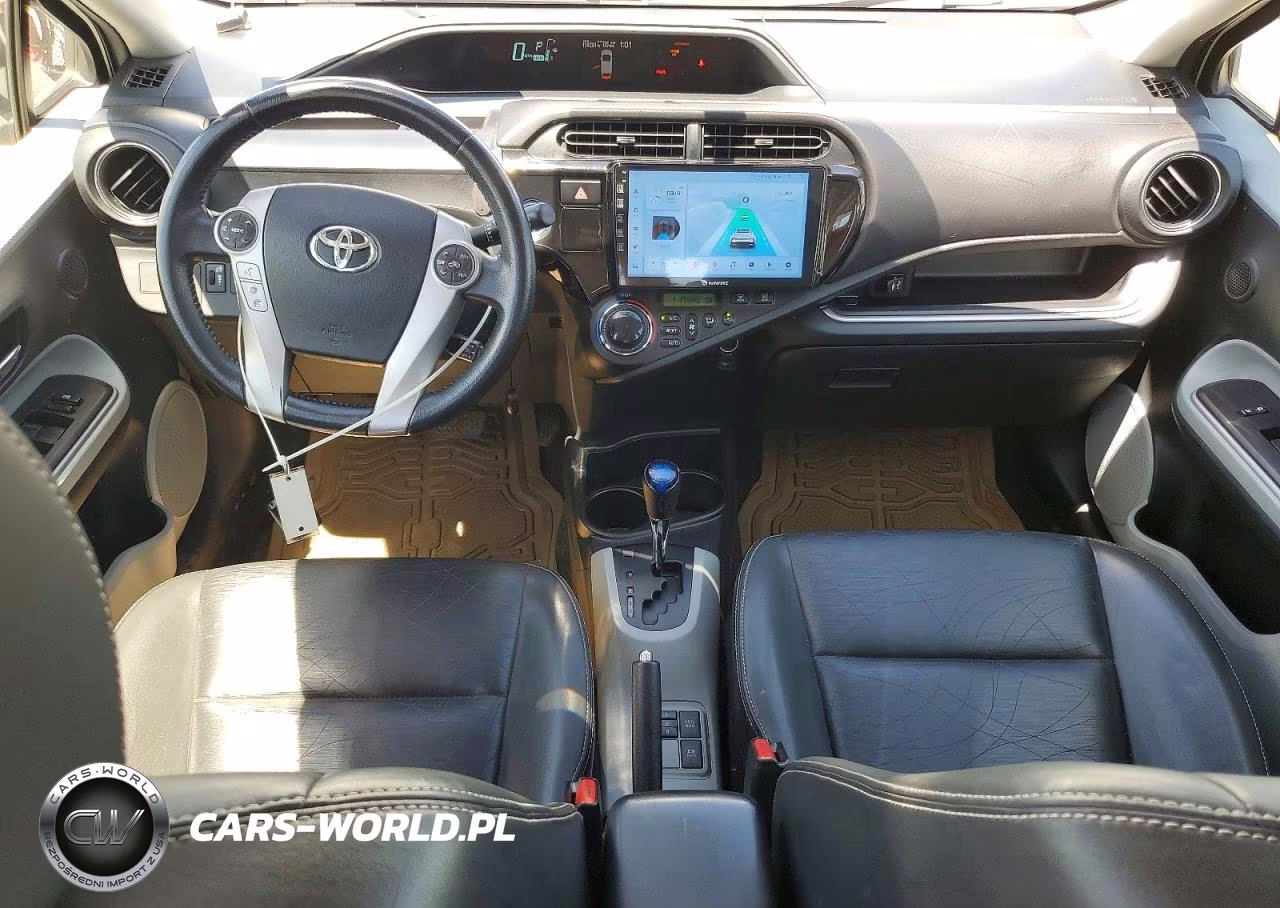 2014 Toyota Prius C Four VIN:JTDKDTB36E1075907 - 8