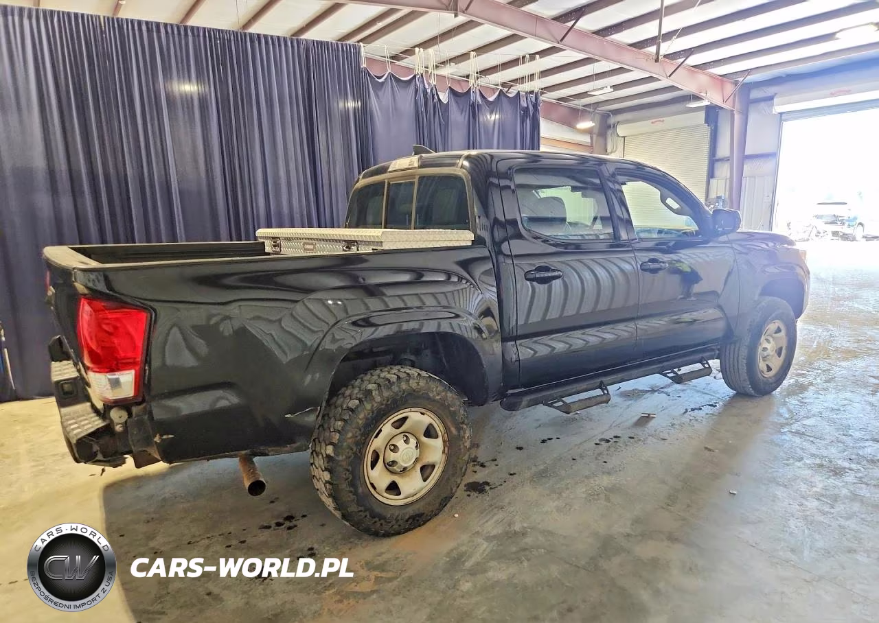 2018 Toyota Tacoma Sr VIN:5TFAX5GN8JX130079 - 3