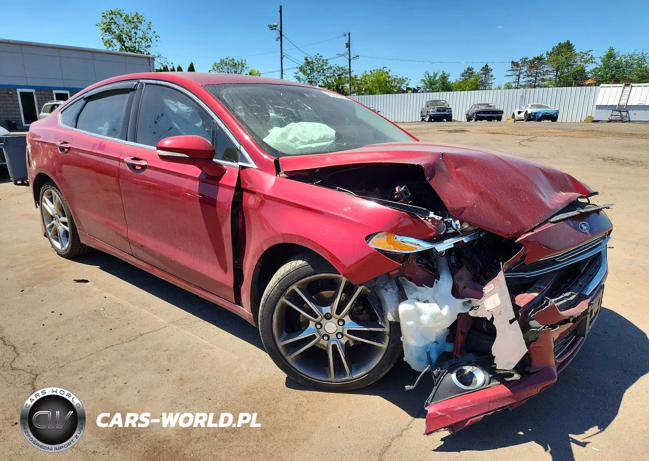 2015 Ford Fusion Titanium VIN:3FA6P0D93FR260597 - 4