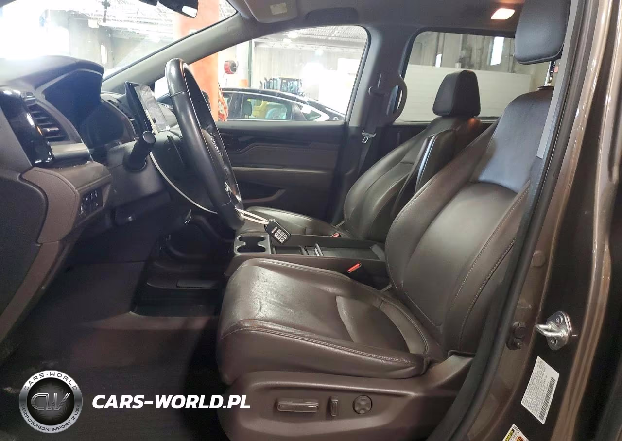 2022 Honda Odyssey Touring VIN:5FNRL6H82NB054632 - 7