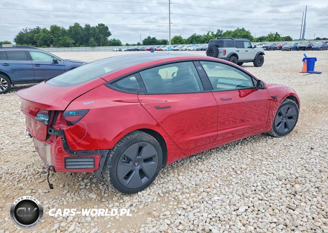2023 Tesla Model 3 VIN:5YJ3E1EA3PF494713 - 3