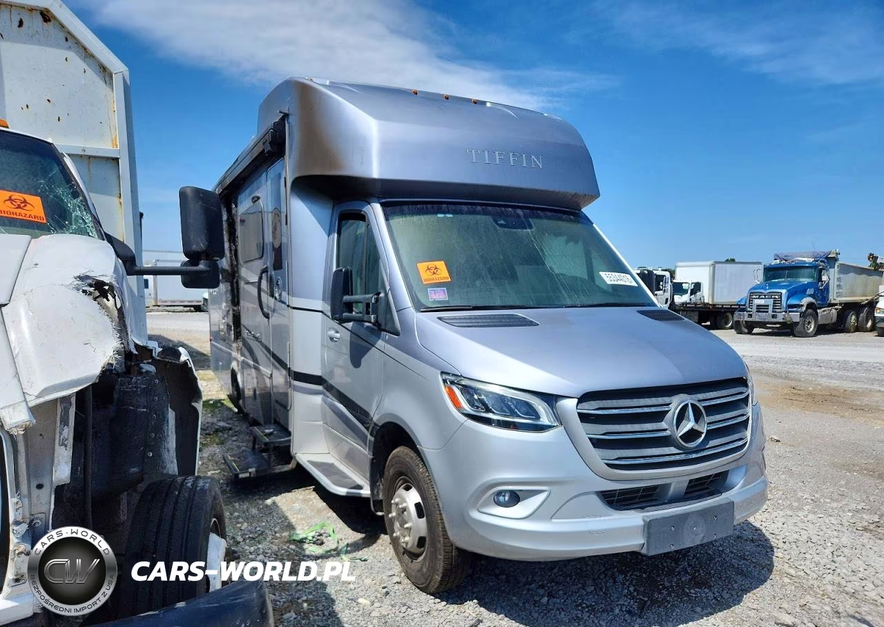2020 Tiffen Rv
